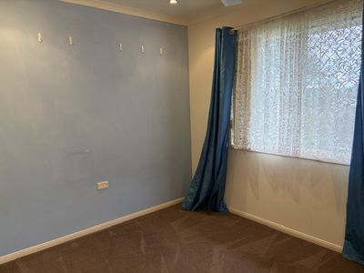 4 Kurrajong Way, Tinana