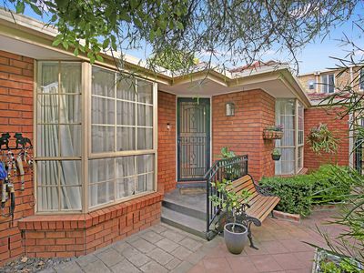 1/33 Grice Crescent, Essendon