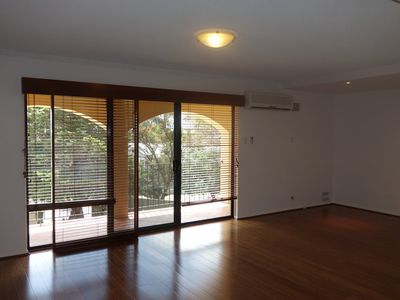 43A Pearl Parade - Top location, Scarborough