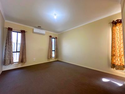 10 Kambah Street, Tarneit