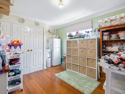 42 Cale Street, Como