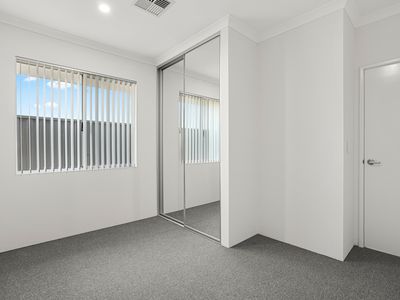 4 Lustre Rd, Baldivis