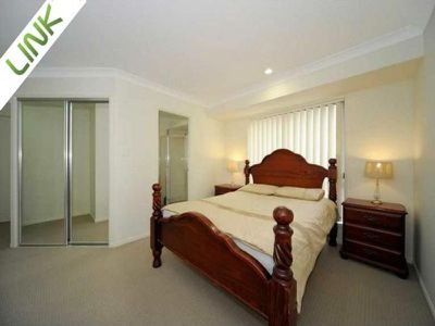 16 Carnarvon Cr, Waterford