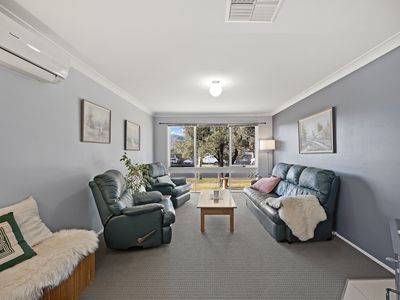 11 Harrier Parade, Tamworth