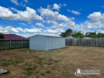 8 Davis Crescent, Gatton