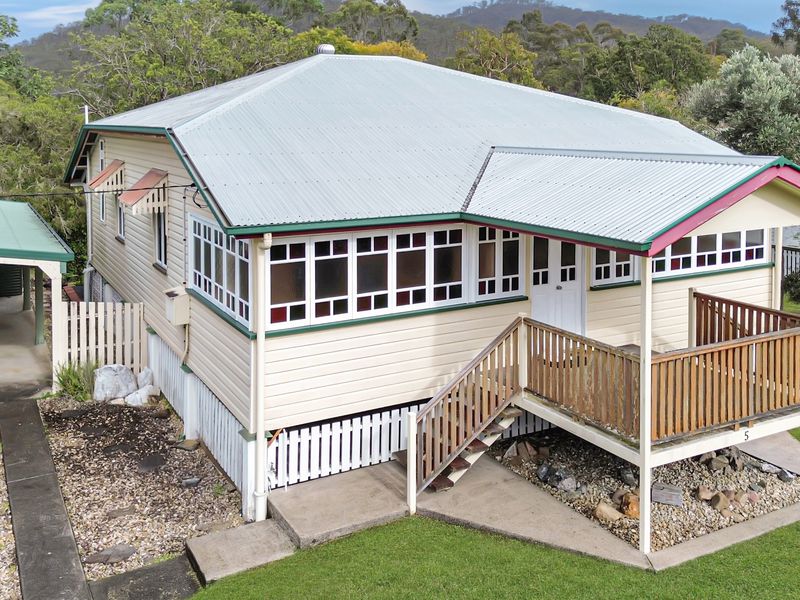 5 Ellie Street, Herberton