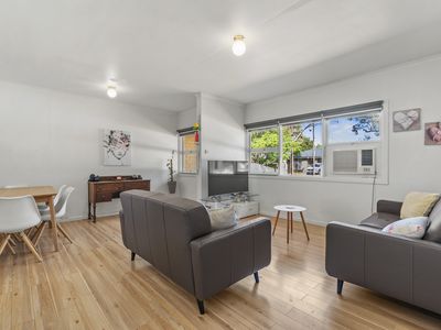 11 Tindola Street, Brahma Lodge