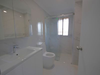 3B Wellwood Avenue, Moorebank