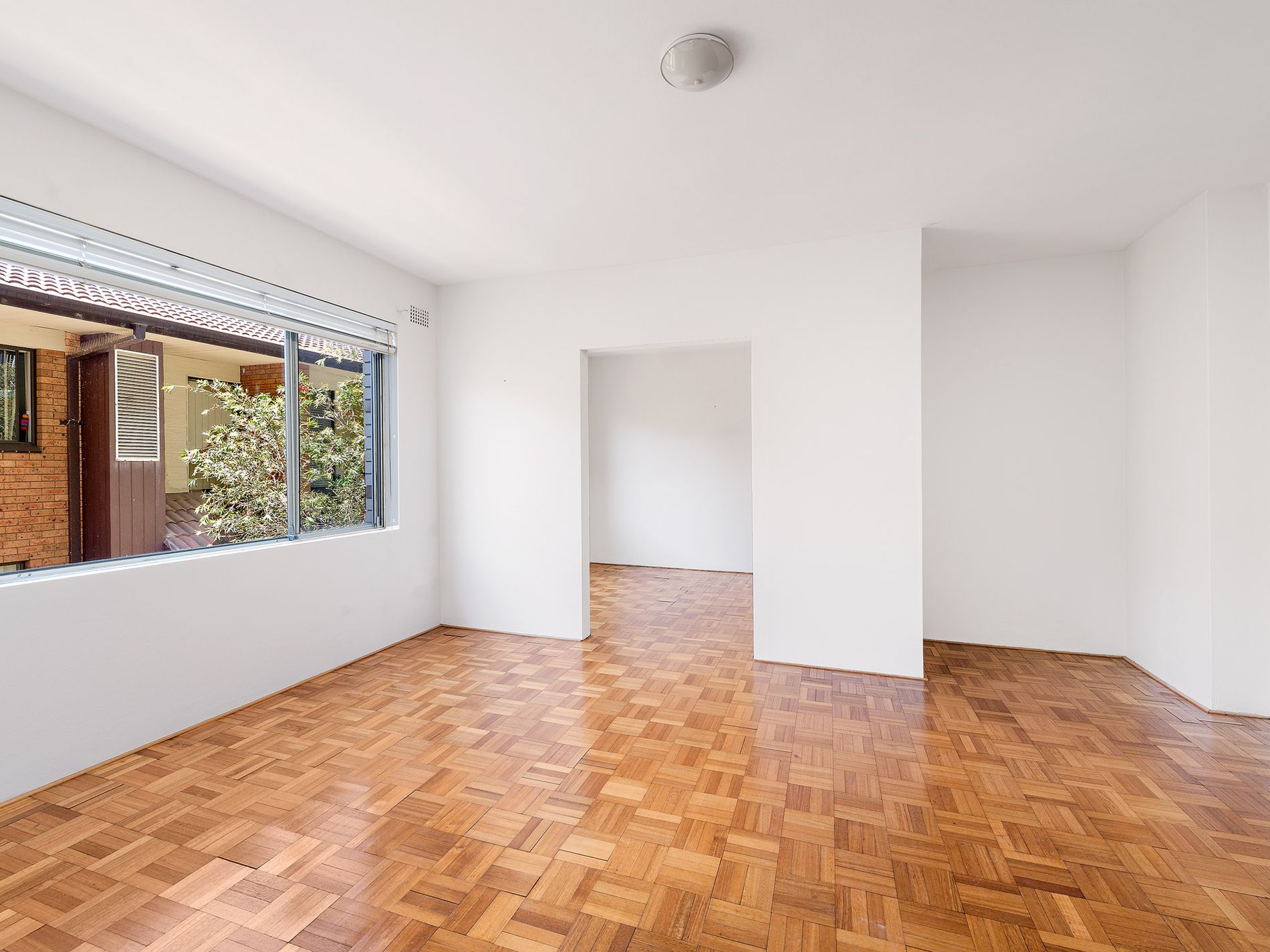 2 / 19 William Street, Rose Bay