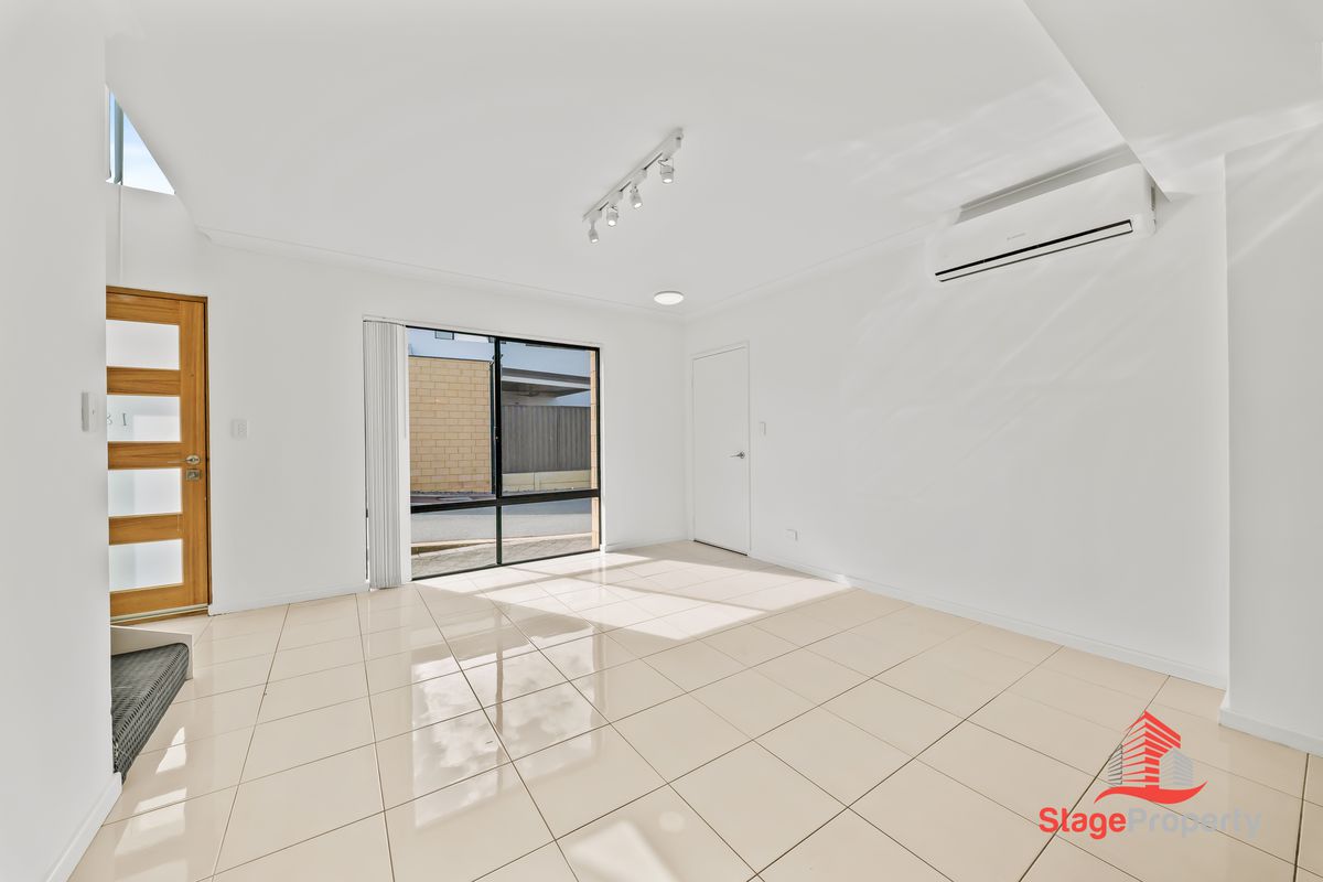 18 / 22 Rinaldo Crescent, Coolbellup