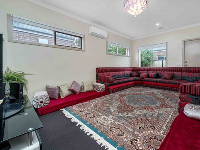 10 Mercantour Boulevard, Tarneit