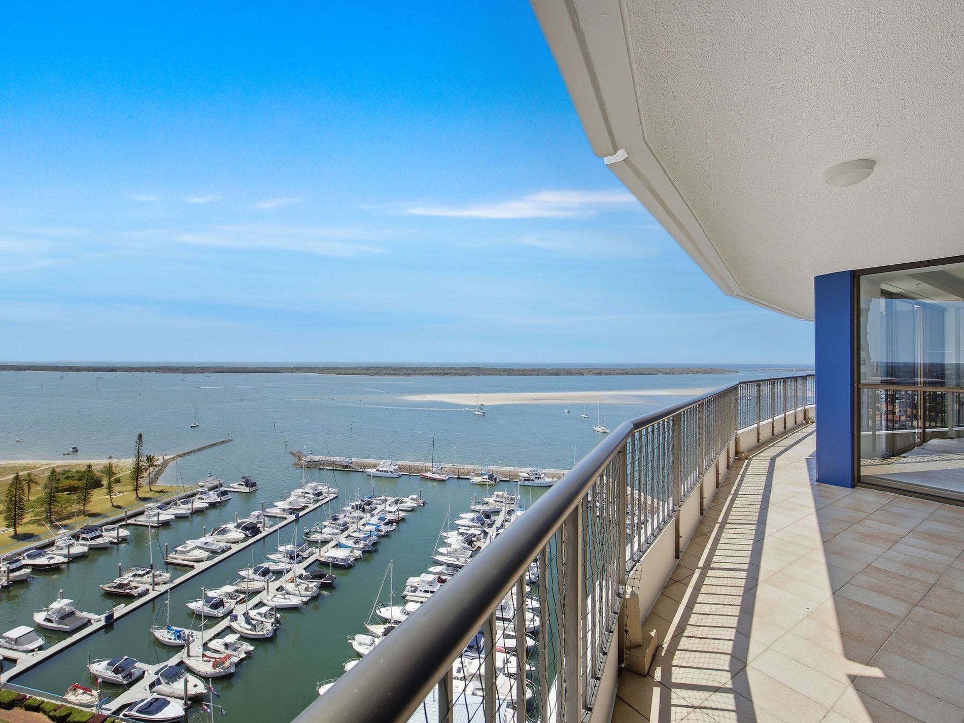 65 / 17 Bayview Street, Runaway Bay