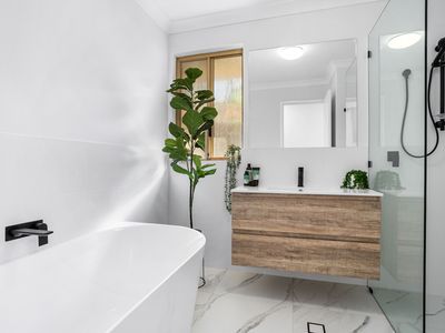 14 Cooper Ridge, Winthrop