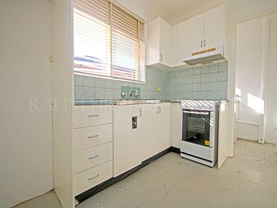 4 / 27 Macdonald Street, Lakemba