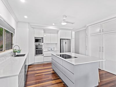 50 Country Road, Cannonvale