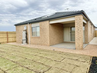 4 Visor Street, Manor Lakes