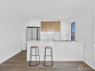 4 Harvest Place, Hidden Valley