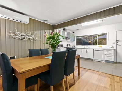 33 Neville Drive, Rye