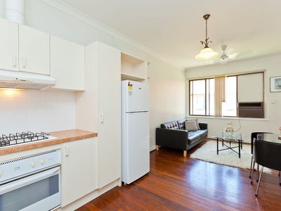 22 / 130 Terrace Road, Perth