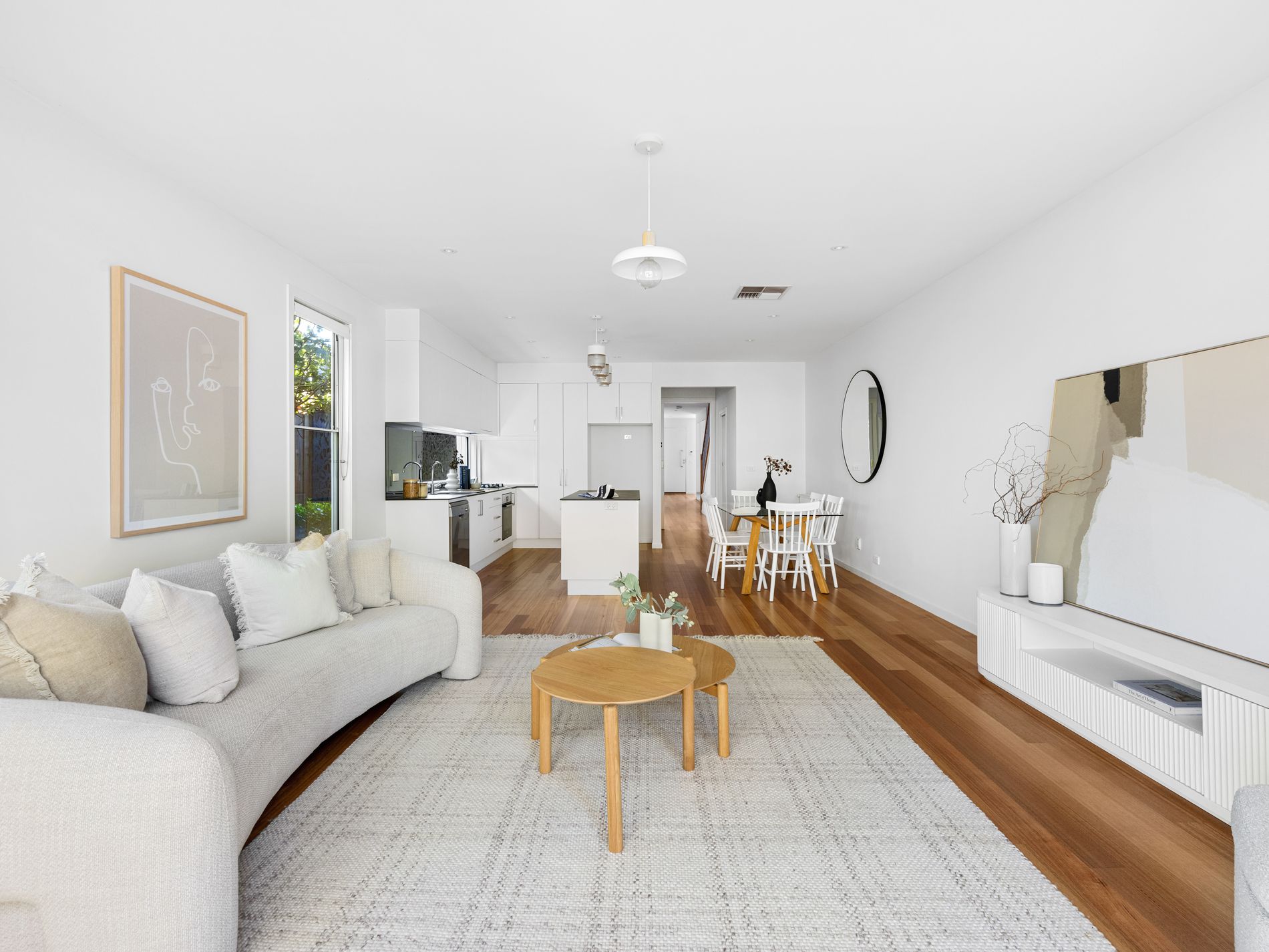 19 Russell Place, Williamstown