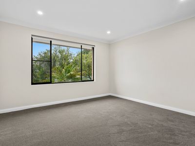 12 Loftus Drive, Barrack Heights