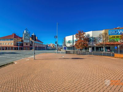 52 / 58 Cowlishaw St , Greenway