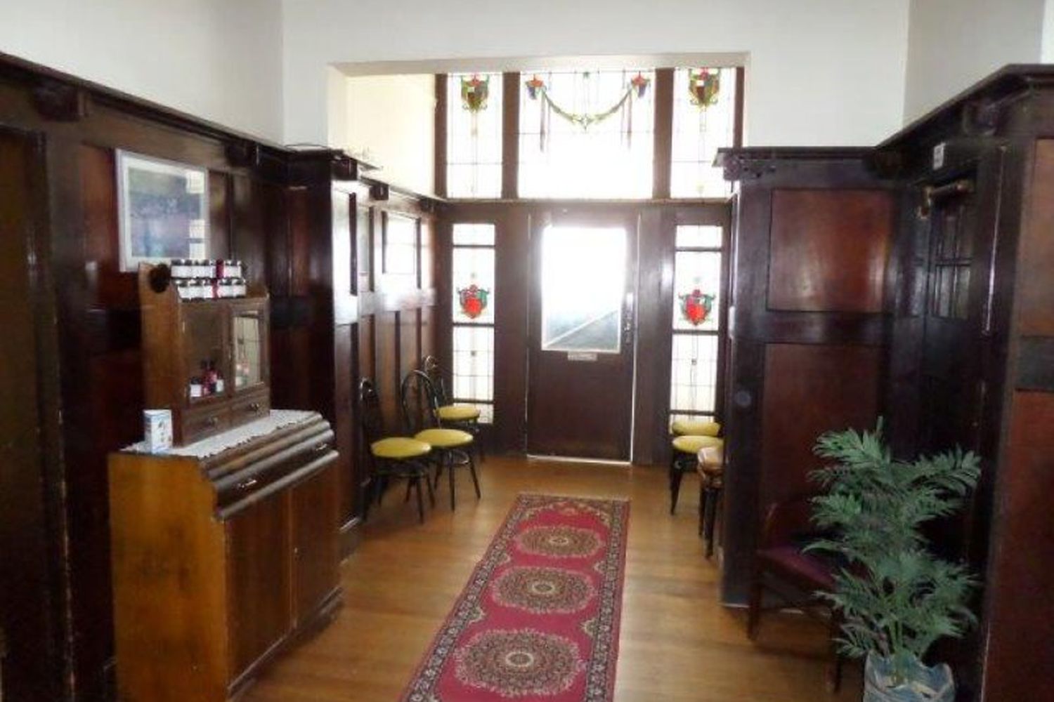 54 Federal St ( Royal Hotel Freehold), Rainbow