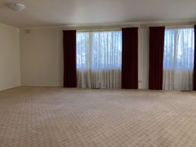 36 Champion Street, Doncaster East