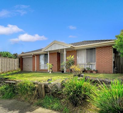 64 Raisell Road, Cranbourne West