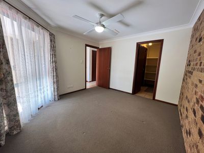 13B Murrayfield Drive, Dubbo