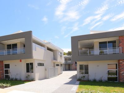 7/33 Grenville Street, Tuart Hill