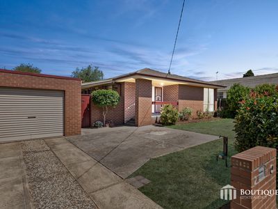 2 Bourke Court, Dandenong North