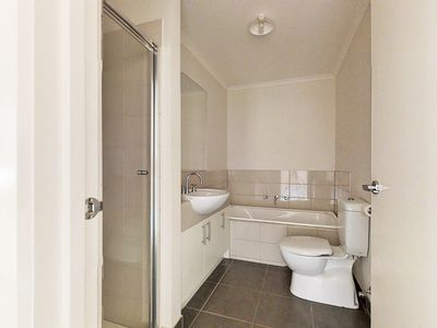 9 / 131 Havlin Street East, Flora Hill