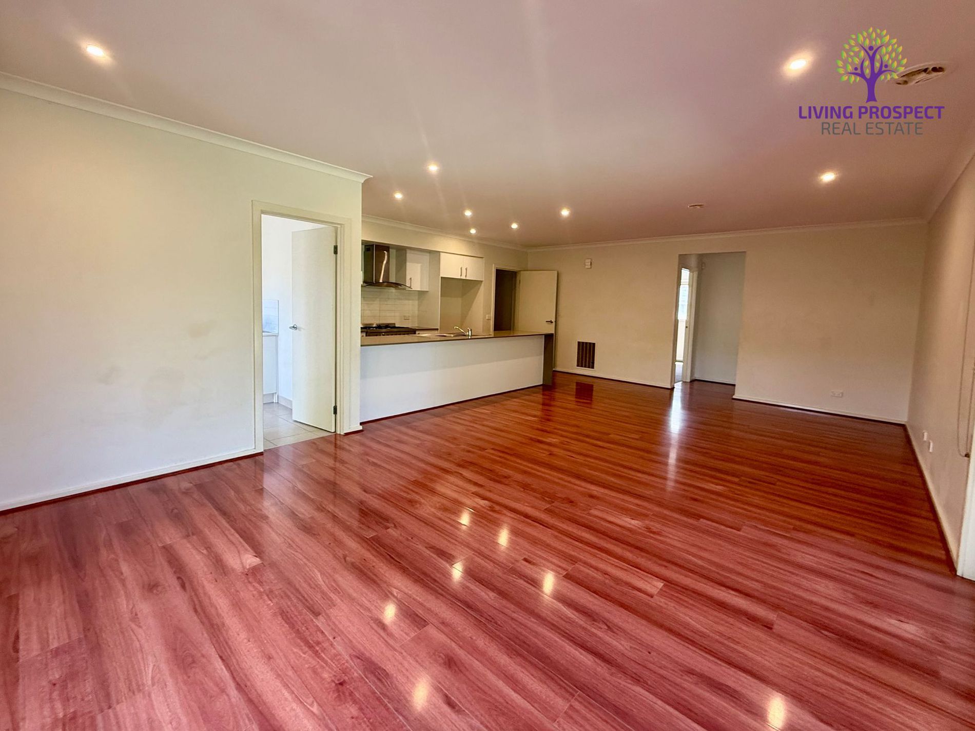 72 Tristania Drive, Point Cook