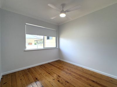 4 Poilus Parade, Tanilba Bay