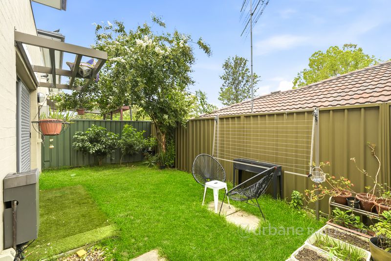 8 / 82 Irwin Street, Werrington