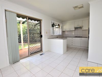 2 / 5 Emerald Court, Narre Warren