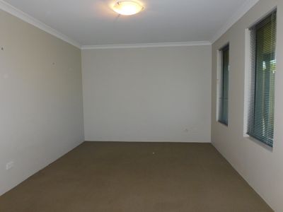 5 Secretan Way, Hammond Park