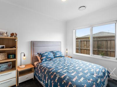 11 Dowding Crescent, New Town