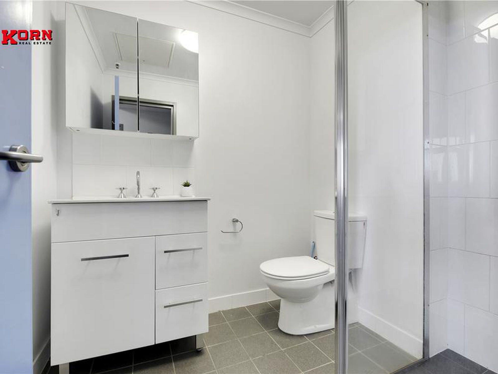 1004 / 15 Synagogue Place, Adelaide