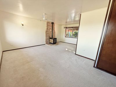 35 DANBULLA CRESCENT, Atherton