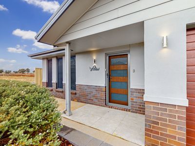 48B Keswick Parkway, Dubbo
