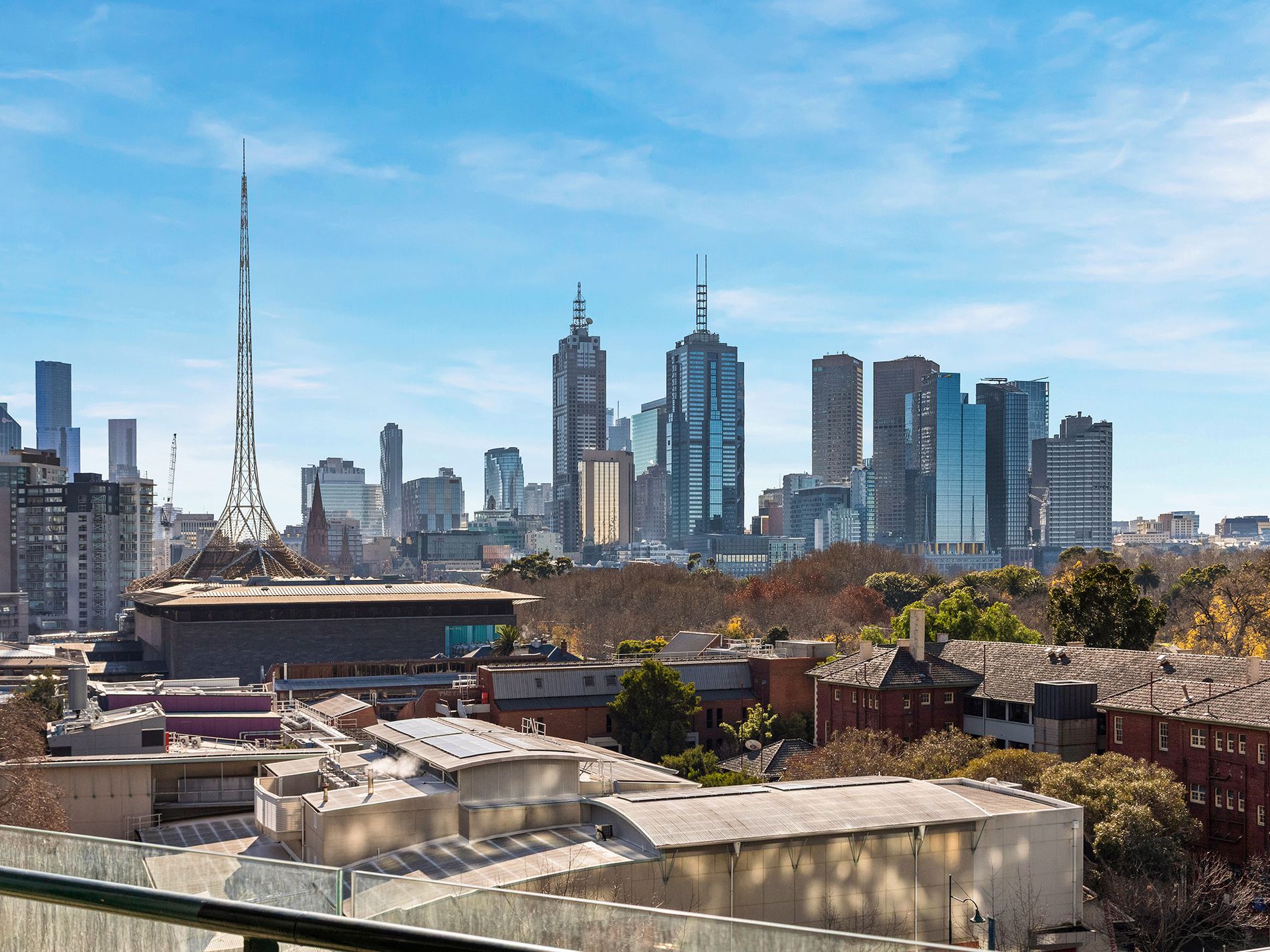 808 / 250 Saint Kilda Road, Southbank