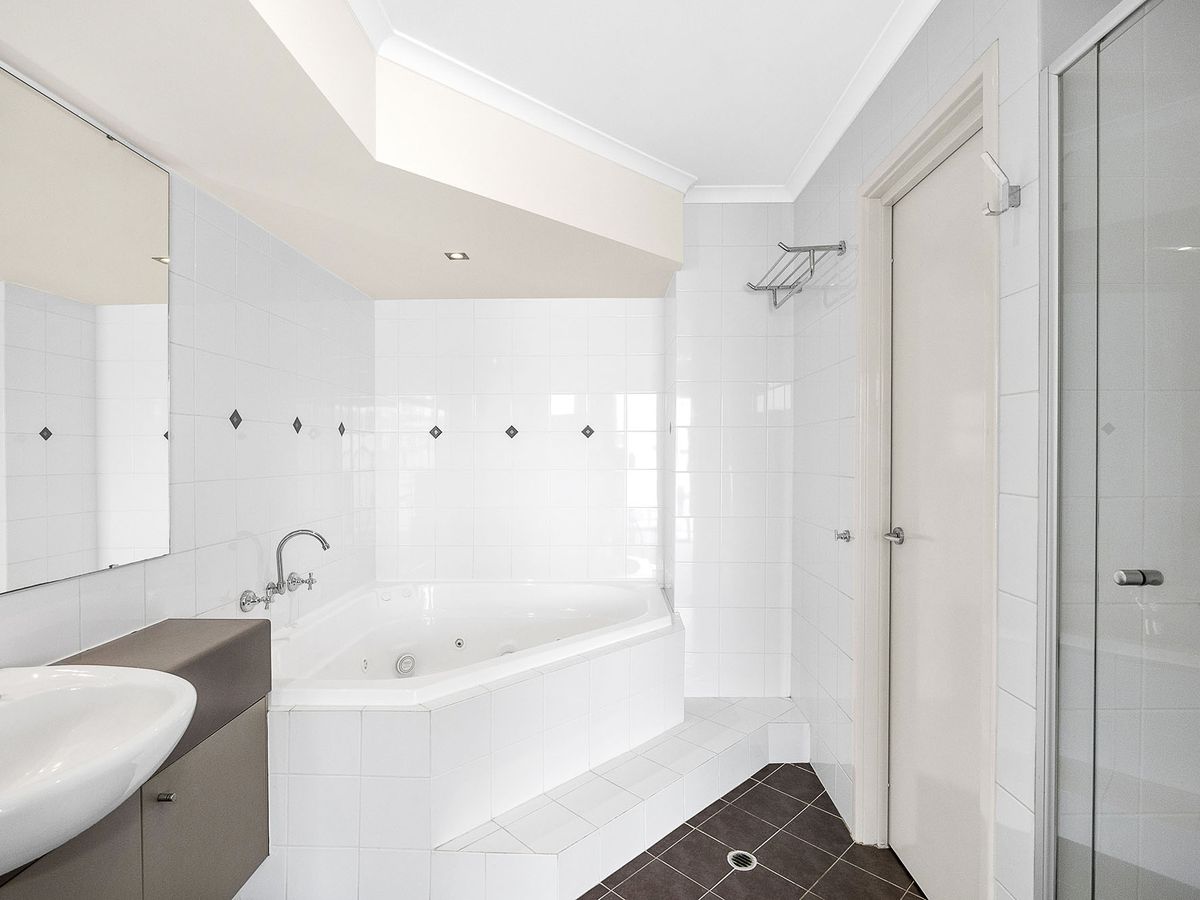 6 Boans Lane, East Perth