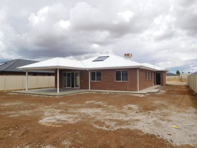 4 Weyba Avenue, Kialla