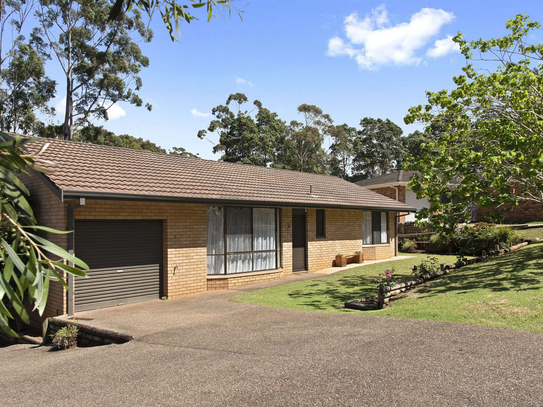 1 / 18 Augusta Place, Mollymook