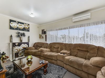 6 Millhouse Street, Millicent