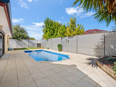 25 Seawind Drive, Rockingham