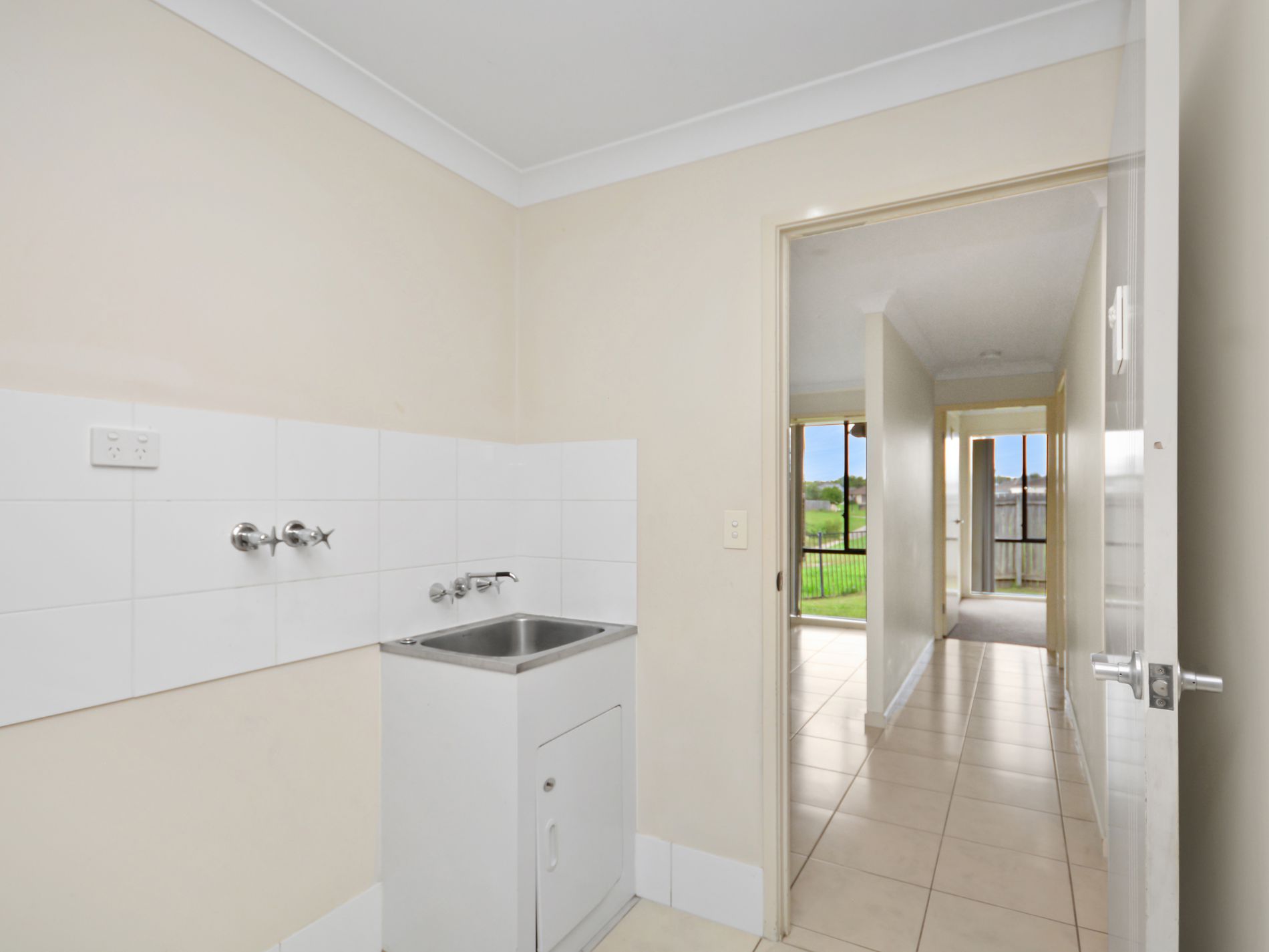 35 Oxford Street, North Booval