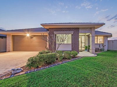 8 Venn Court, Wynnum West